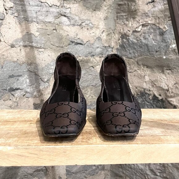 Gucci Vintage Dark Brown Canvas GG Square Toe Pumps - Picture 3 of 11